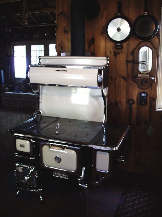 Heartland Wood Cookstove (Heartland Oval Wood Cookstove)