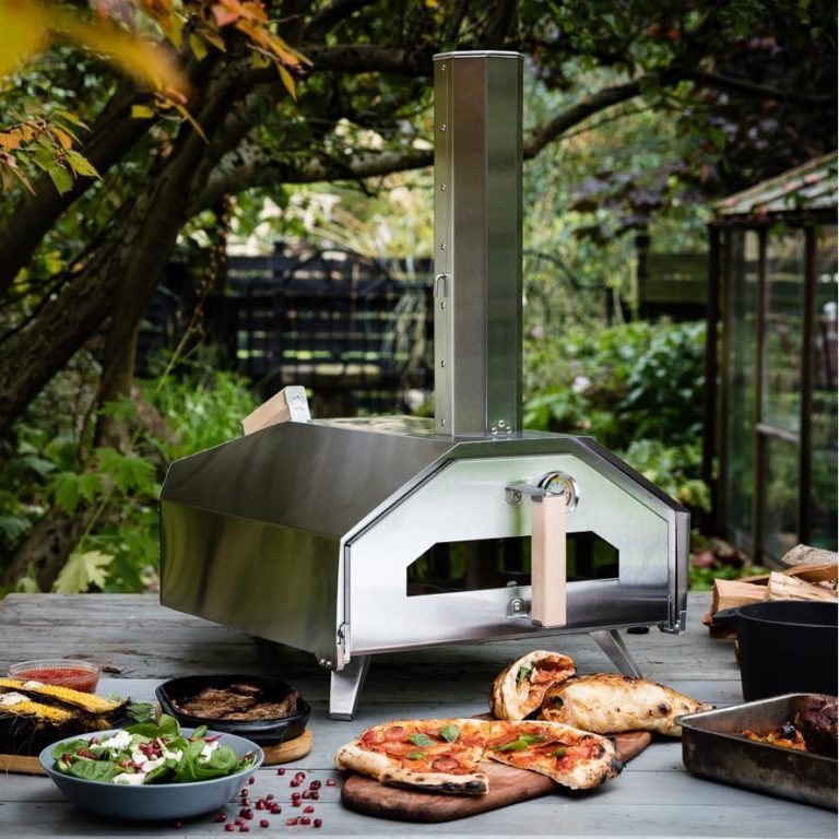Ooni Karu 12 Wood Charcoal Outdoor Pizza Oven Uu P0a100 Friendly Firesfriendly Fires 3273