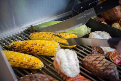 Crown Verity 36" PRO Grill Package (CV-MCB-36PRO-NG/CV-MCB-36PRO-LP) | Friendlyfires.ca